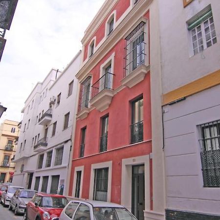 Apartamentos Living Sevilla Centro Maestranza Quarto foto